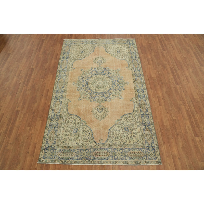 Tapis traditionnel médaillon 6 x 9