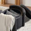 Repose-pieds moderne avec repose-pieds et rangement-859952853