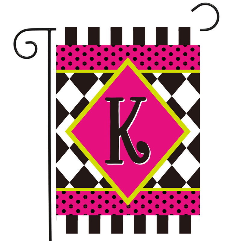 Monogramme de néon en damier - drapeau K Garden