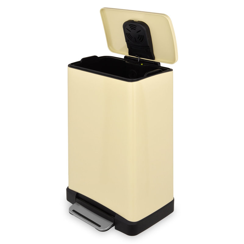 Steel Step On Rubbish Bin, 30L, ivory