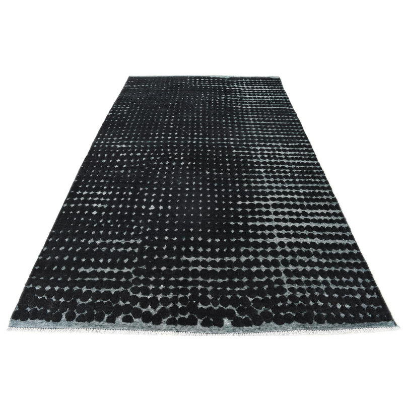 Tapis noir 7 x 10 Pham
