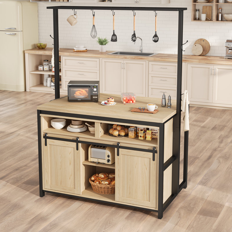 Îlot de cuisine de 42 pouces avec prise de courant en brun - Chariot mobile avec portes coulissantes, rangement, 2 armoires et 4 tablettes pour la cuisine ou la salle à manger
