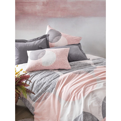 Fraidy Abstract Bedding