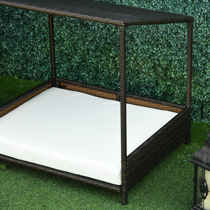 Kirklin Metal Dog House, Brun