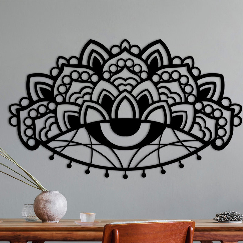 Décoration murale en métal, H 37 po x l 62 po x P 0,06 po, Noir