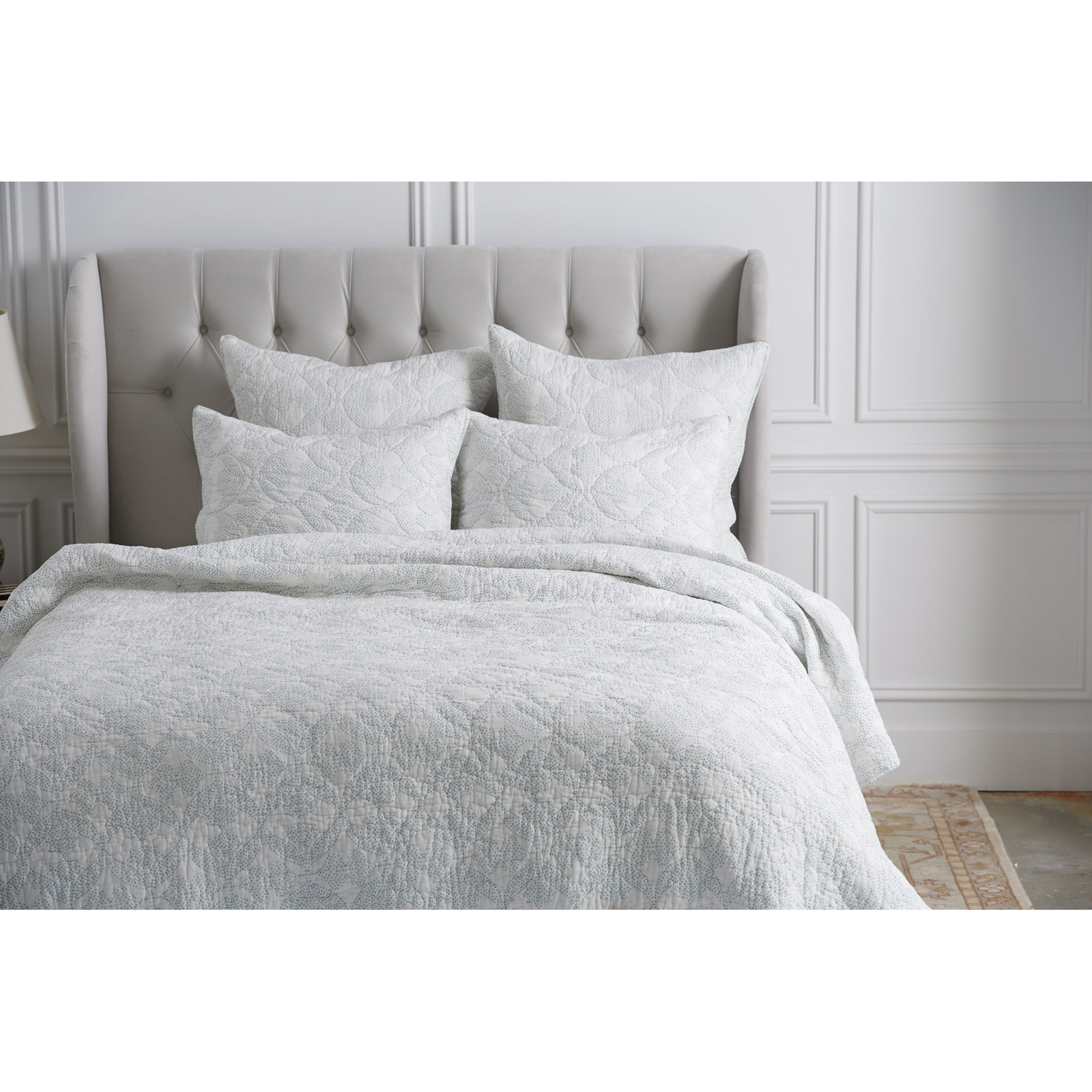 Gray Standard Cotton Quilt, King Quilt