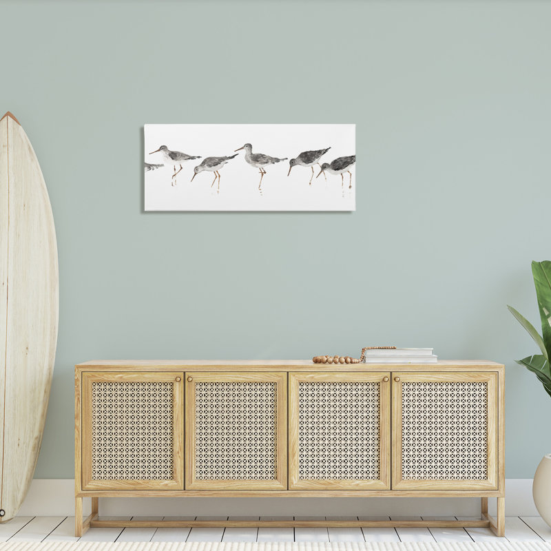 «Beach Bird Sandpipers Minimal Grey White» par Avery Tillmon - Peinture, H 17 po x l 40 po