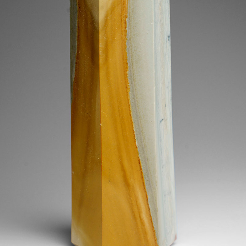 Pointe polychrome polie de Madagascar (1,9 lb)