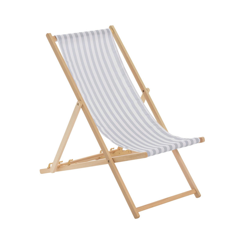 Harbour Housewares - Folding Wooden Deck Chair, Light Grey