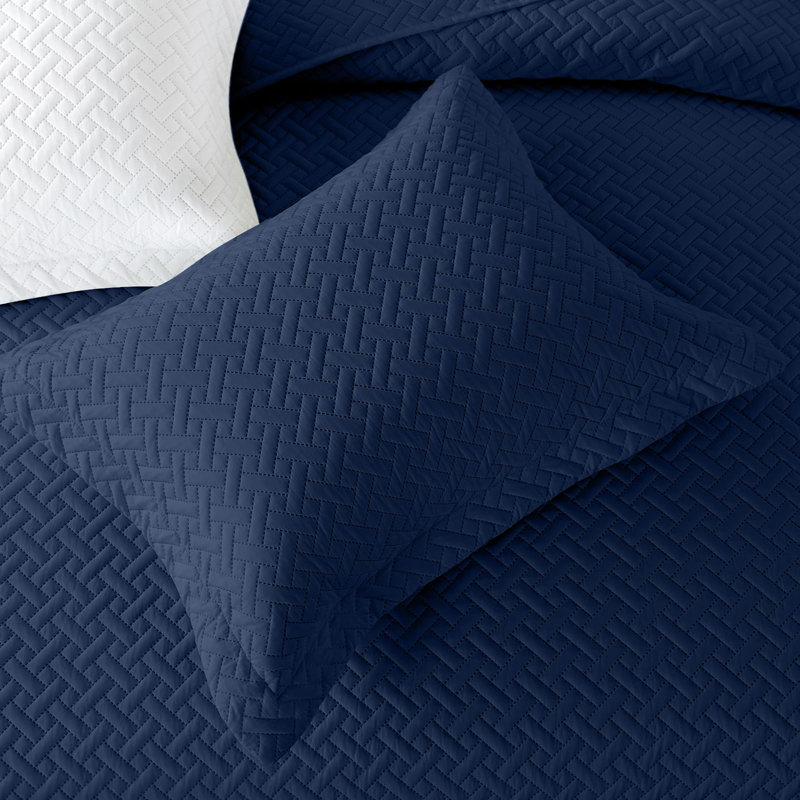 Ensemble de courtepointe à formes tressées, Bleu marine, Courtepointe très grand et 2 très grandes taies 