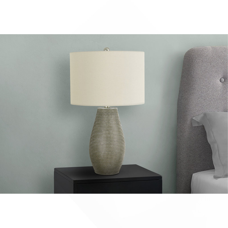Lighting, H 24 po, lampe de table, résine grise, abat-jour ivoire / crème, contemporain, Gris