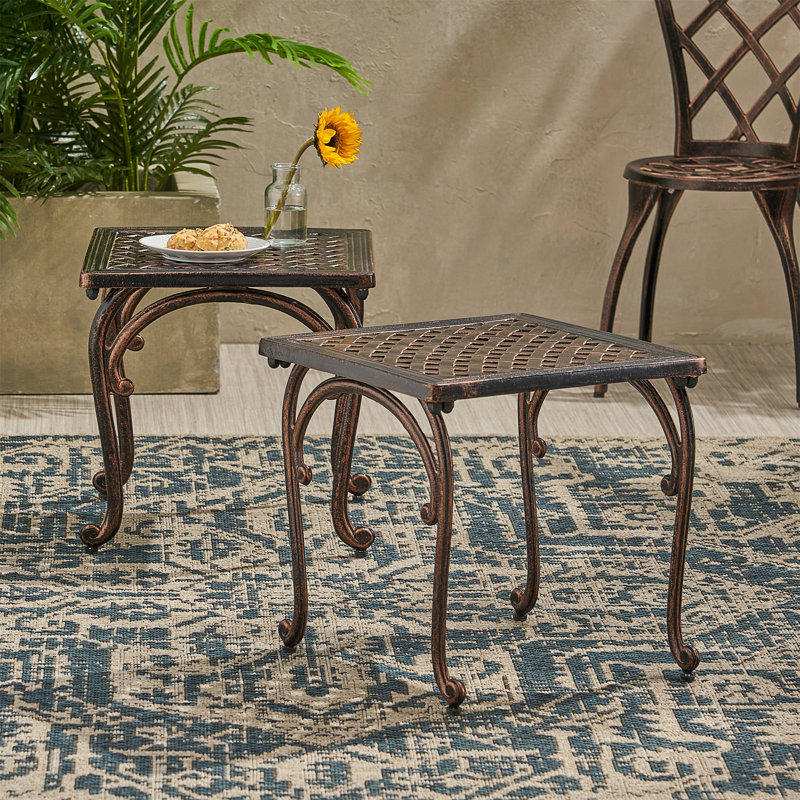 Table de bout LAUGHLIN KD Cast [ensemble de 2 pièces] (table incluse seulement)