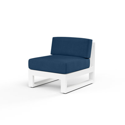 Newport Outdoor Lounge Chair