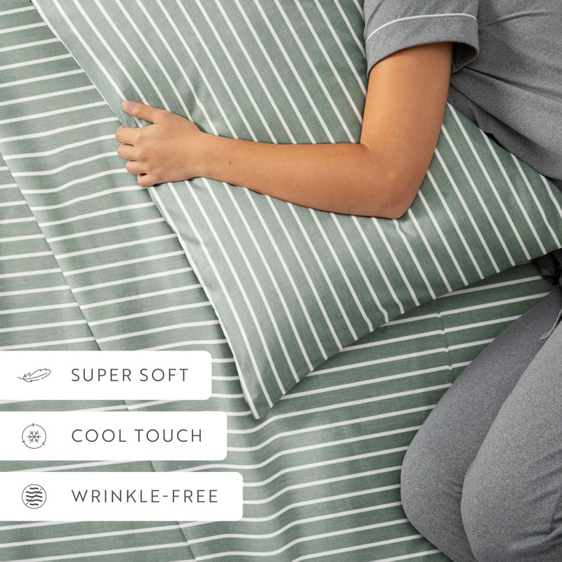4 Piece Delicate Details Pattern Sheet Set, King Sheet Set with 2 King Pillowcase, Eucalyptus Striped