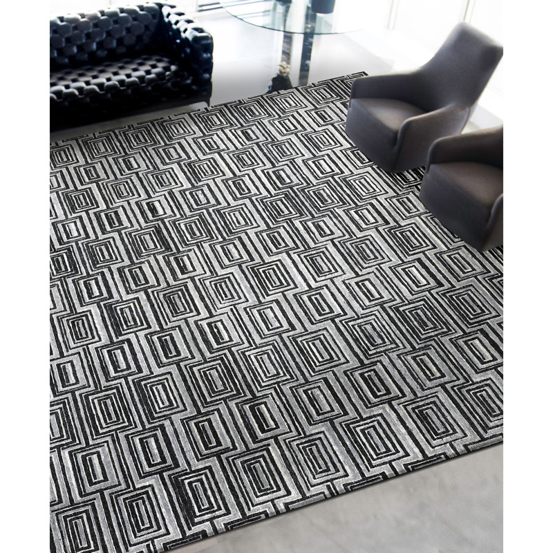 Geometric Area Rug in Navy, Rectangle 8' x 10'