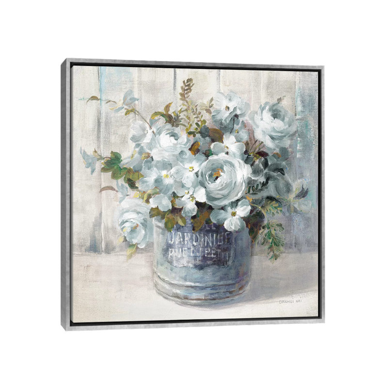 «Garden Blooms I» par Danhui Nai - reproduction d'art sur toile, Toile avec cadre argenté, H 37 po x l 37 po x P 1,5 po