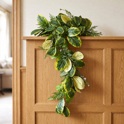 30 cm in. Lighted Fresh Faux Artificial Mixed Assortment Garland