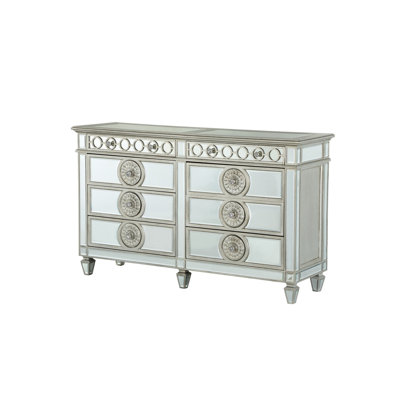 Commode en miroir exquise avec un design élégant et beaucoup de rangement