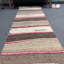 Tapis beige moderne en laine rayé 25,2 x 139,8 pouces