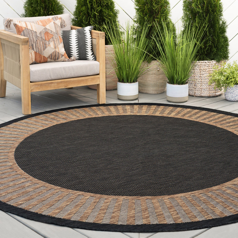 Daponte Striped Area Rug, Round 7'10"