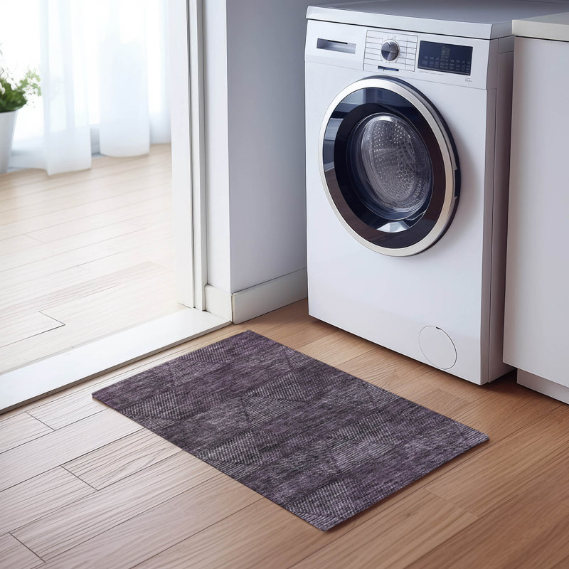 Tapis intérieur / extérieur en polyester tissé à la machine Mahaney, Rectangle 1 pi 8 po x 2 pi 6 po