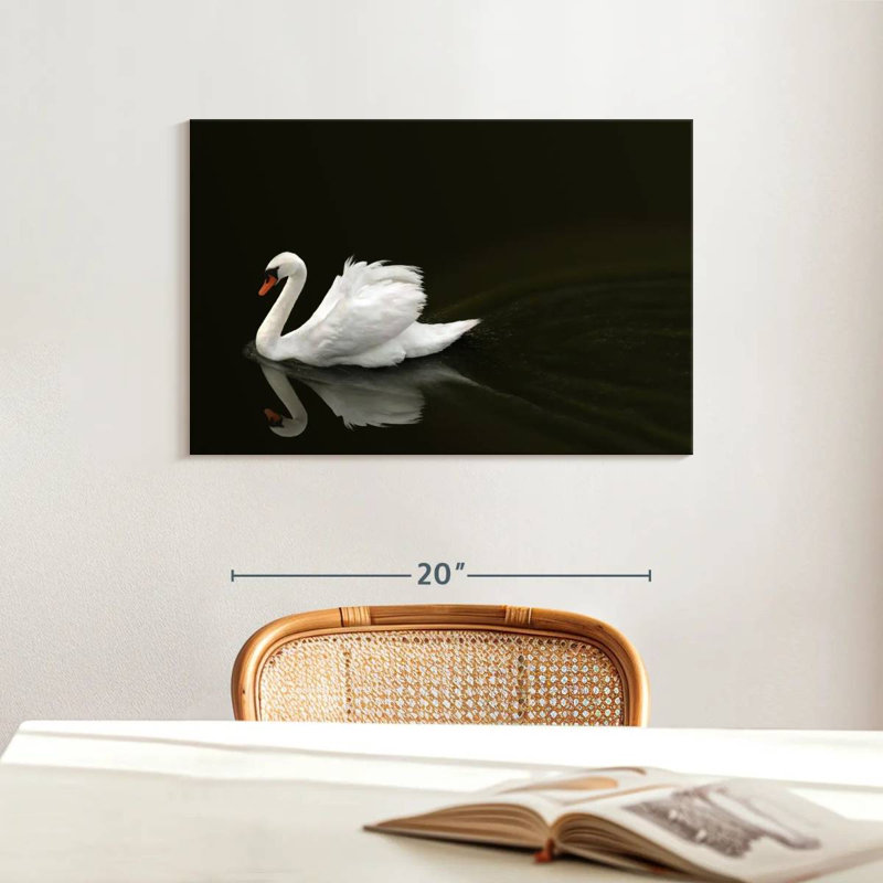 Brampt White Swan Elegance