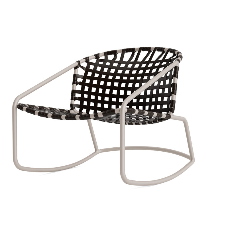 Kantan Outdoor Lounge Chair, Dove Smooth/Coffee