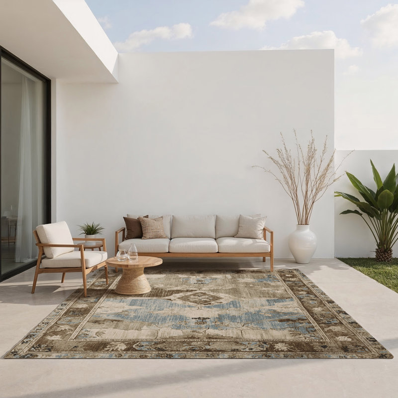 Antiquity Grace Indoor And Outdoor Area Rug, Rectangle 1'6" x 2'6"