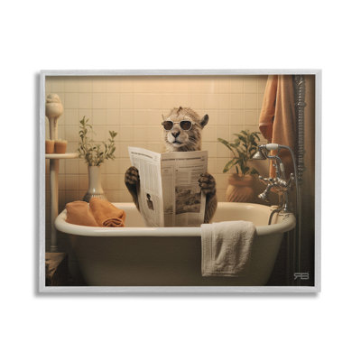 «Wild Cat in Bathaign», art giclée par RB