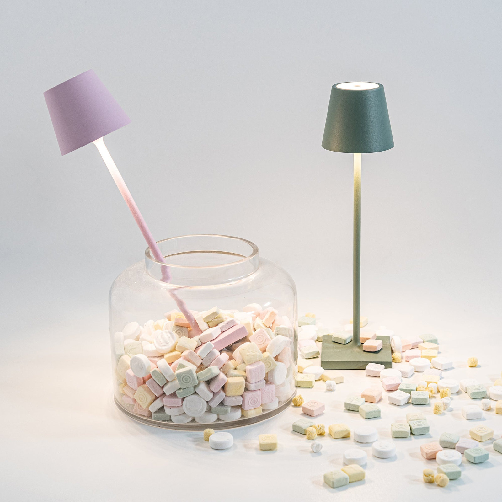 Poldina Bedside Lamp, Pink
