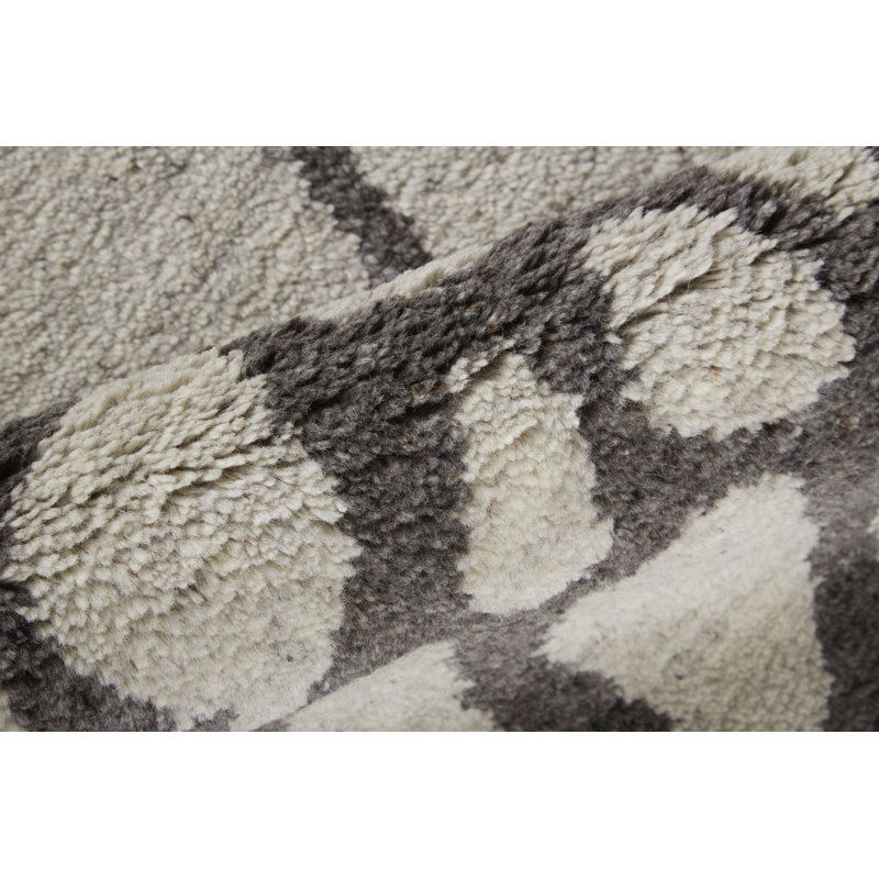 Belden Transitional Abstract, Ivory/Gray Area Rug, Rectangle 2' x 3'