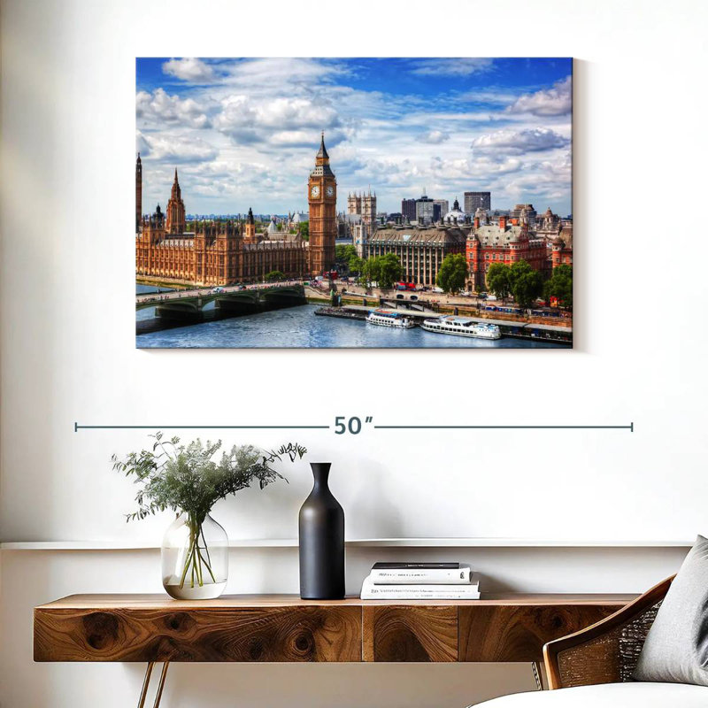 Sireci Westminster, 26" H x 39" W