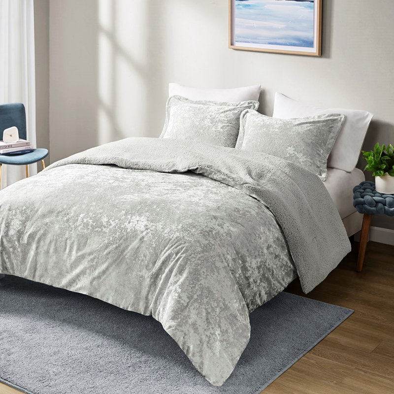 Literie simple / simple TG avec velours gris écrasé et édredon moelleux