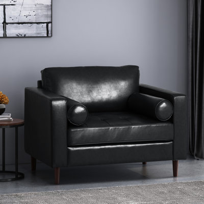 Fauteuil club noir en similicuir avec pieds en bois de bouleau, 32,7 po de haut x 44,77 po de large, 34,06 po de profondeur, 26,75 po de hauteur de bras