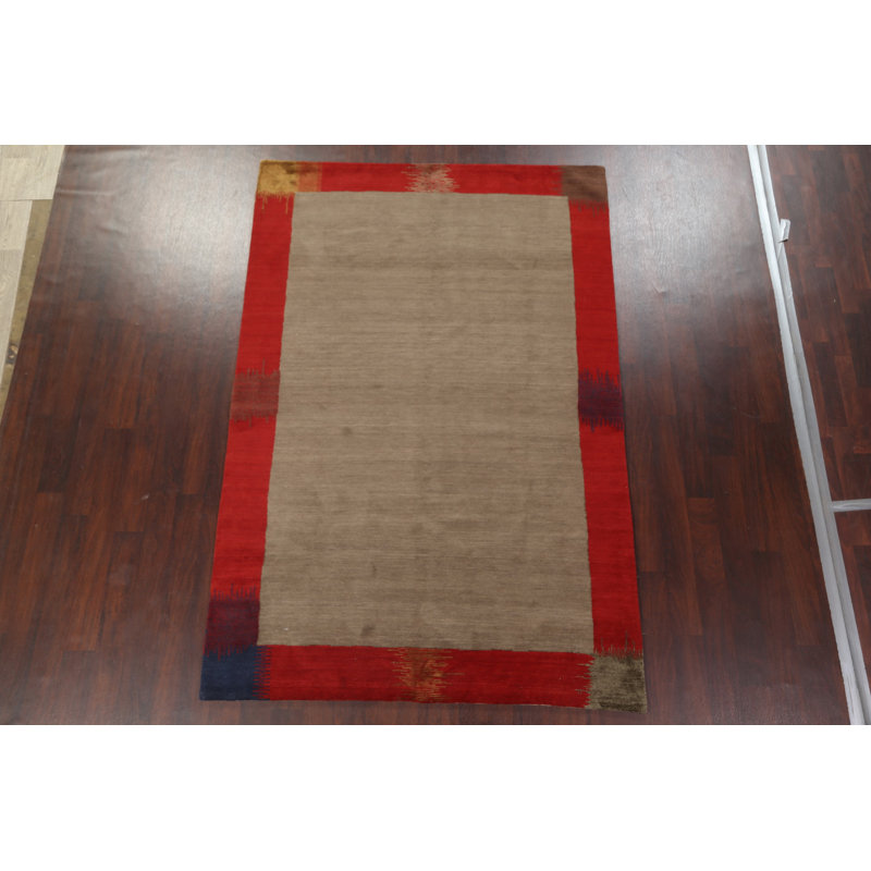 Tapis noué à la main unique en son genre
