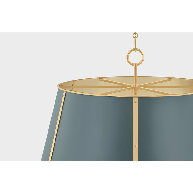 Lustre Cambridge Soft Crimson par Mark D. Sikes, H 23 po x l 28,5 po x P 28,5 po, Laiton antique / vert, 6 lumières
