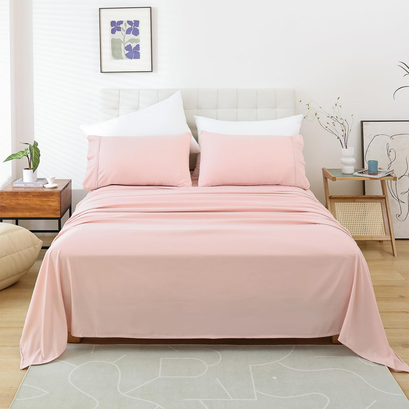Pink Queen Deep Pocket Microfiber Sheet Set