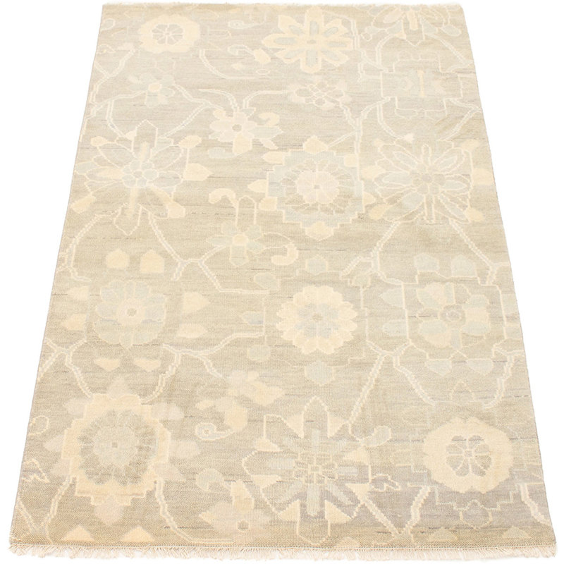 Tapis unique en laine noué à la main de style Oushak crème de 5 pi 1 po x 8 pi Donahoe