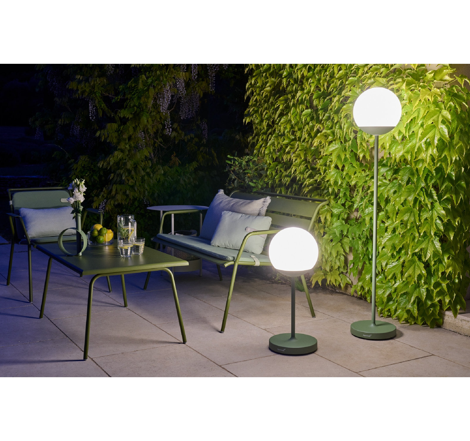 Salsa 20'' Outdoor Side Table, Clay Gray