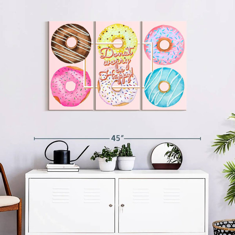 «Beigne Donut», reproduction sur toile, H 38 po x l 24 po x P 1,25 po