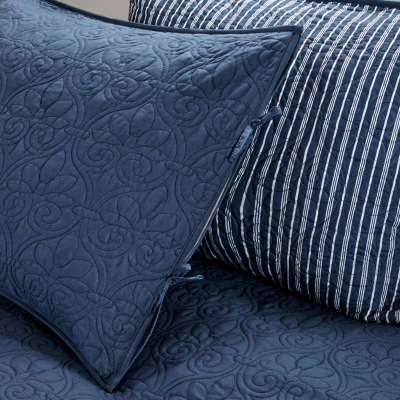 Quebec 6 Piece Reversible Daybed Cover Set, Navy