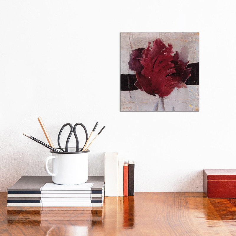 Estella Tulip II by Heleen Vriesendorp - Wrapped Canvas Painting, 30.48 cm H x 30.48 cm W