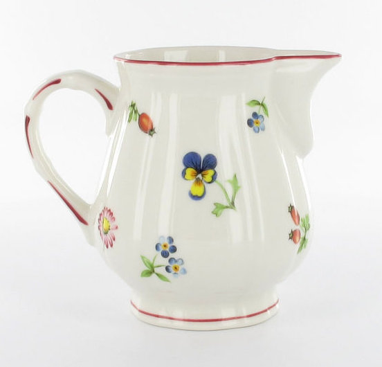 Petite Fleur 8.5 oz. Creamer