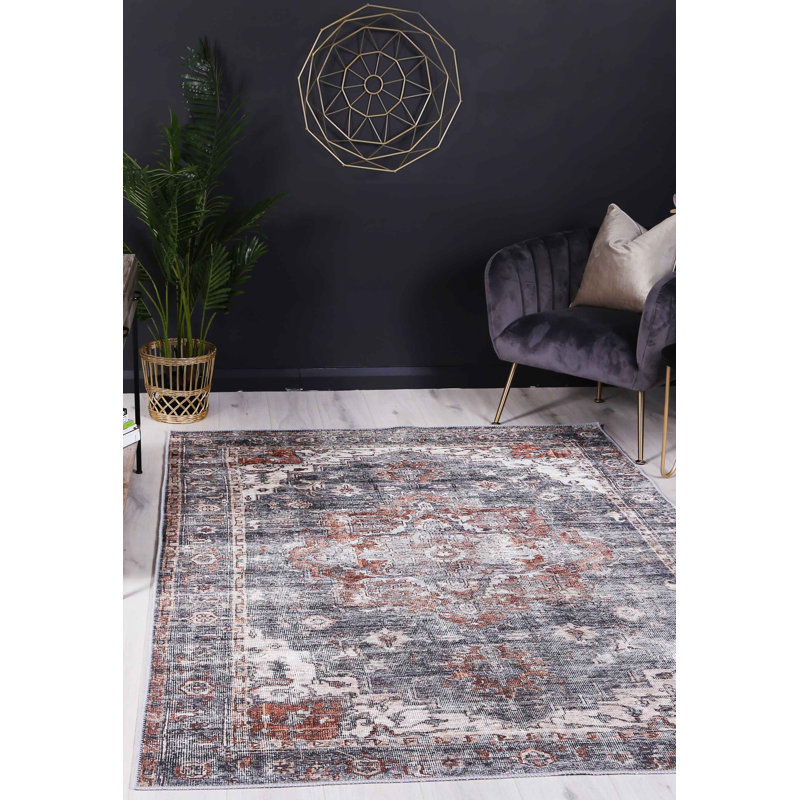 Tapis doré délavé à motif de lapins gris délavé, Rectangle 5 pi 2 po x 7 pi 6 po