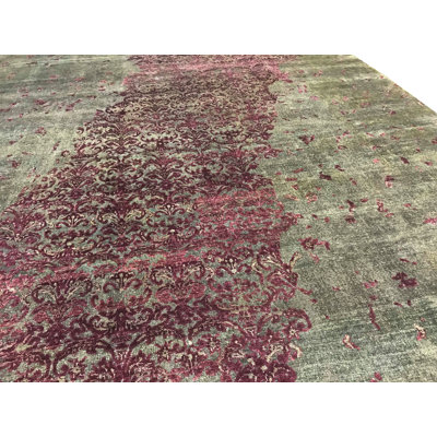 Neo Hand Knotted Purple/Red Area Rug