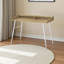 Bureau d'ordinateur avec huche et pieds en métal blanc Lindo