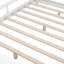 Lit plateforme double en bois avec éclairage à DEL intégré, tête de lit avec rangement et garde-corps-118039060