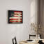 Drapeau américain grunge avec détails bruns, nature, illustration moderne, petit décor, œuvre d'art moderne-101376376-101376380