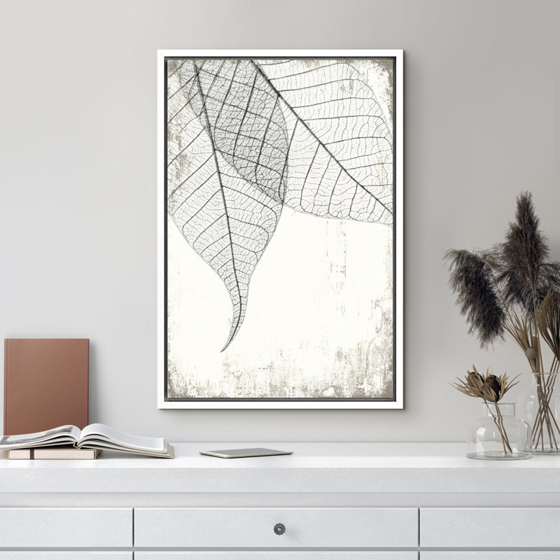 «Translucent Leaves I», reproduction d'art sur toile encadrée rustique, H 36 po x l 24 po x P 2 po, Toile blanche encadrée