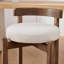 Ensemble de 2 tabourets de comptoir pivotants pour îlot de cuisine - Chaises de bar modernes de style Mid-Century avec dossier, assise de 26 pouces de hauteur, structure en bois massif et revêtement en lin doux